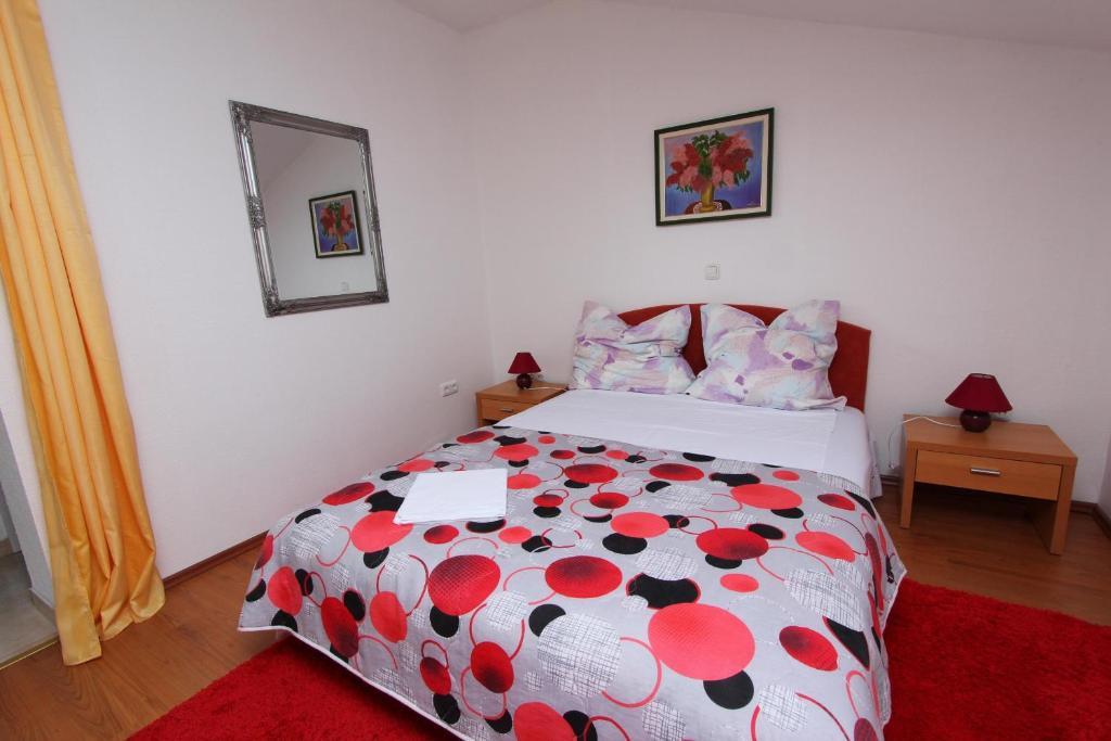 Rooms And Apartments Sally Ровінь Номер фото